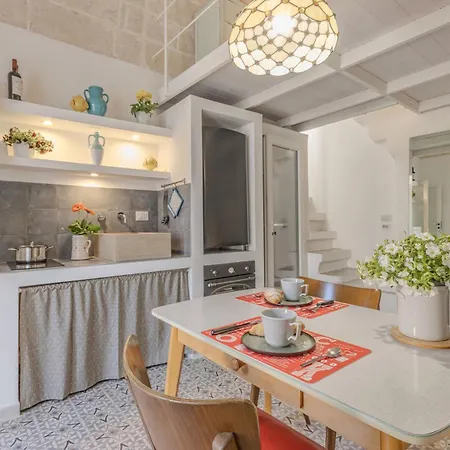 Leon 32 מונופולי